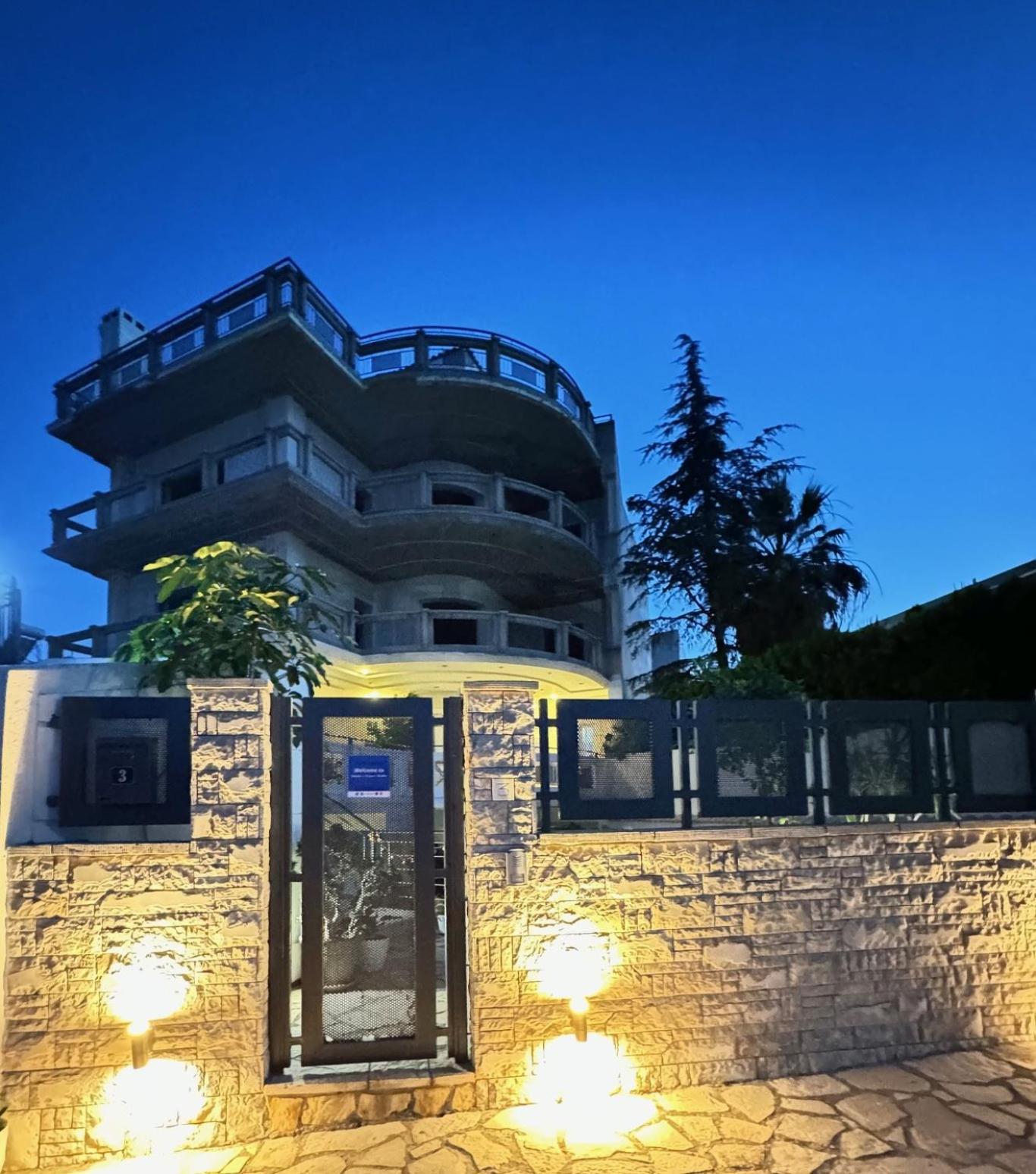 Emma'S Airport Studio Σπάτα Εξωτερικό φωτογραφία