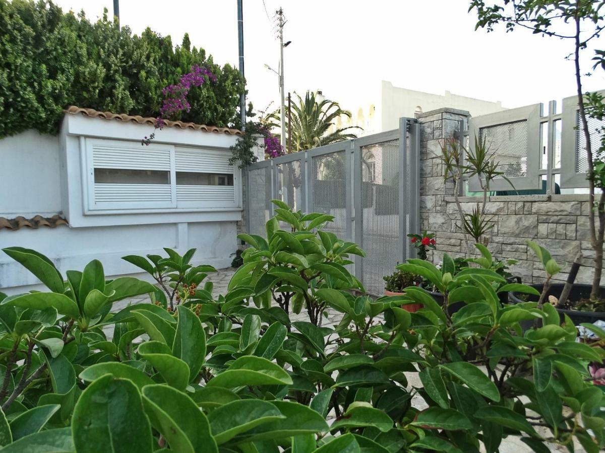 Emma'S Airport Studio Σπάτα Εξωτερικό φωτογραφία